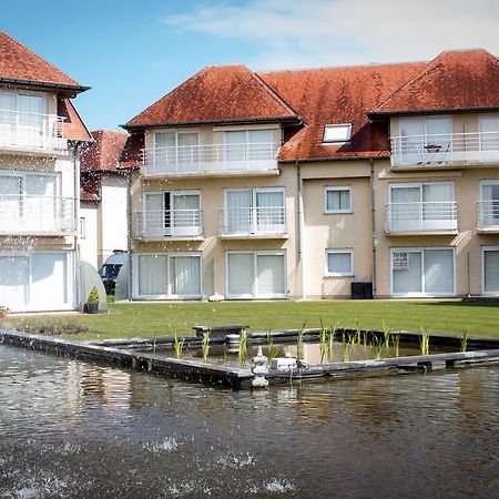Holiday Suites De Haan Bagian luar foto