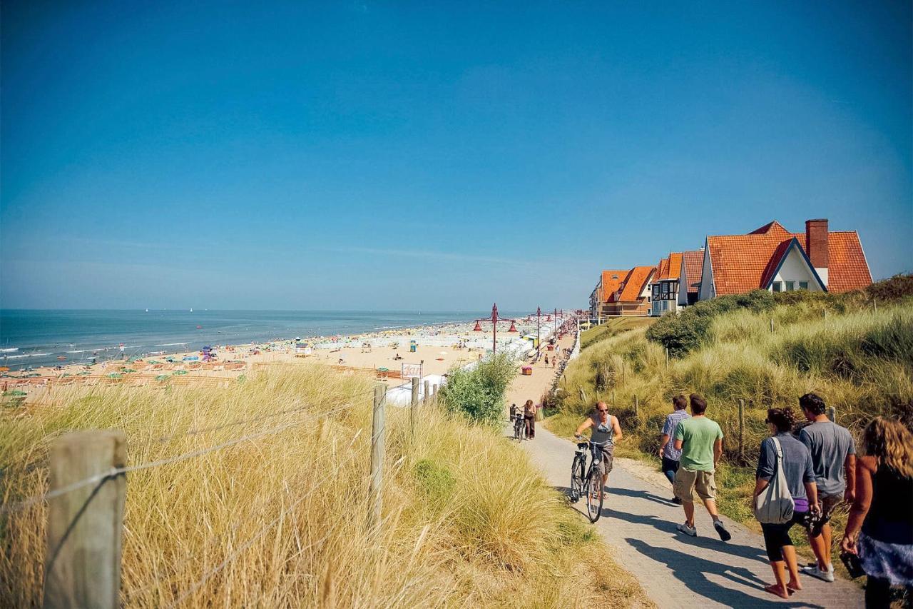 Holiday Suites De Haan Bagian luar foto