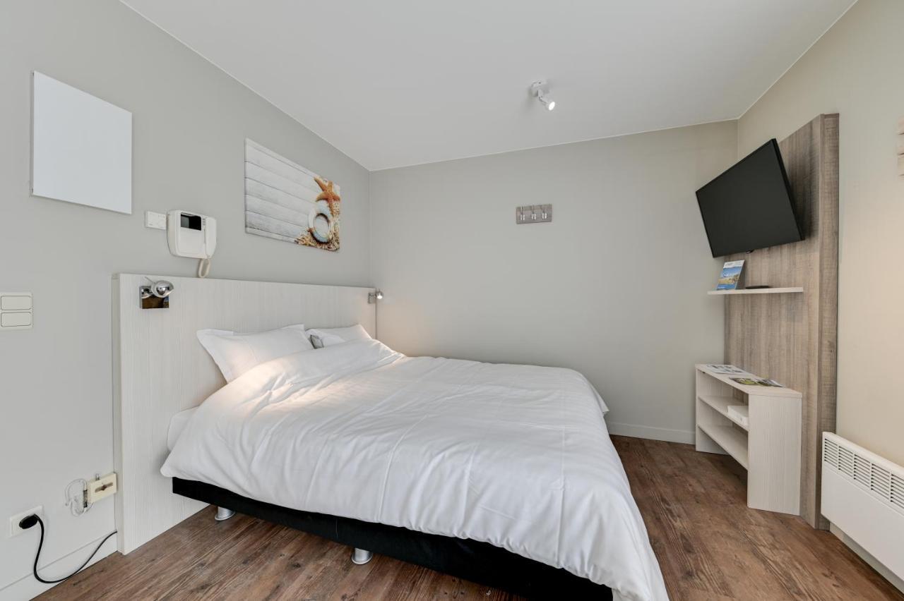 Holiday Suites De Haan Bagian luar foto